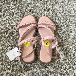 Girls sandals